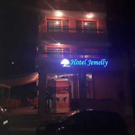 Family Jemelly 호텔 2*