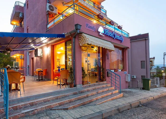 Hotel Family Jemelly 2*