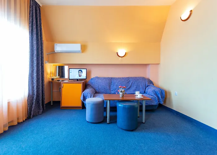 Hotel Family Jemelly 2*