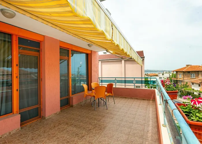 Hotel Family Jemelly 2*