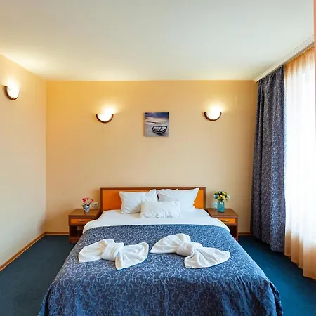Family Jemelly Otel 2*
